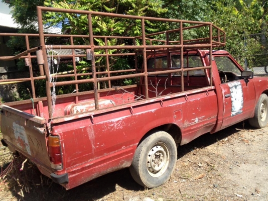 ขายดัสสัน720ดีเซลทะเบียนถูกๆ