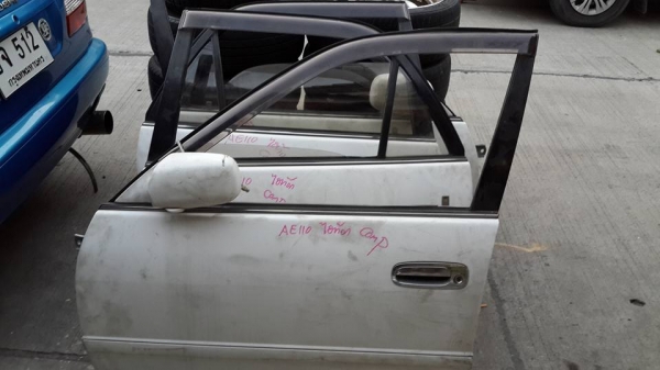 ชุดประตู Toyota AE110-111