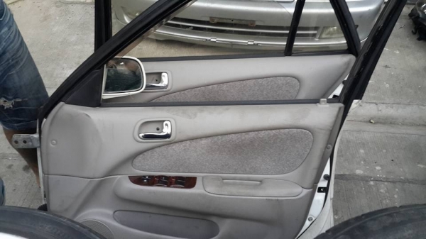 ชุดประตู Toyota AE110-111 ชุดประตู Toyota AE110-111