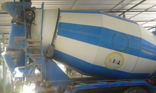 ขายรถบรรทุก 10 ล้อโม่ปูน HINO MEGA 330 แรงม้า รถใหม่ยังไม่จดทะเบียน โม่PMP 7 คิว ราคา 2500000