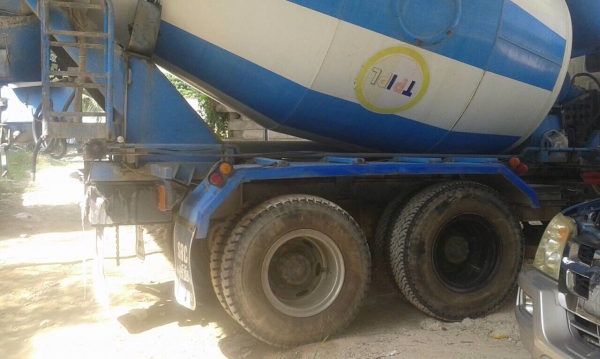 ขายรถบรรทุก 10 ล้อโม่ปูน HINO MEGA 330 แรงม้า รถใหม่ยังไม่จดทะเบียน โม่PMP 7 คิว ราคา 2500000