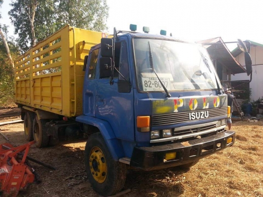 ขายรถดั้ม2เพลา ร็อกกี้165แรง เครื่องดีแคชซีสวย เอกสารพร้อมโอน สนใจโทร 090-8588220คุณนะ 093-3258446คุณบิว หรือเข้าดูสินค้าอื่นๆได้ที่ www.truck.in.th/498 หรือเพจFacebook ณรงค์ ซื้อขายรถมือสอง (เว็บไซต์ส่วนตัว) หรือFacebook คุณนะ รถบรรทุก