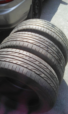 215/60R16 DUNLOP SP SPORT LM704 ปี14 มี 3 เส้น tel.081-427-3941 ไิอดีไลน์ autobot107 215/60R16 DUNLOP SP SPORT LM704 ปี14 มี 3 เส้น tel.081-427-3941 ไิอดีไลน์ autobot107