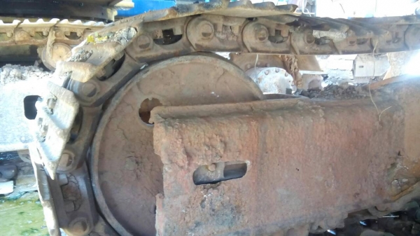 ขายรถแบคโฮ KOMATSU PC100-2 ราคา 350000