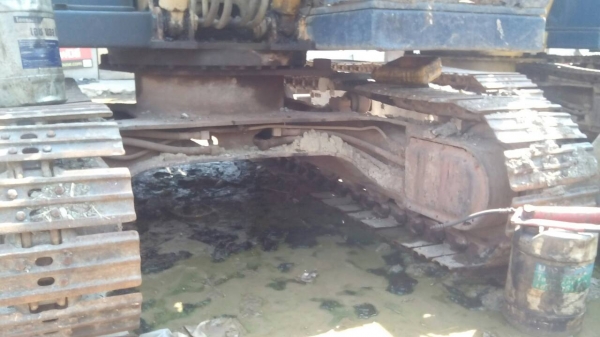 ขายรถแบคโฮ KOMATSU PC100-2 ราคา 350000