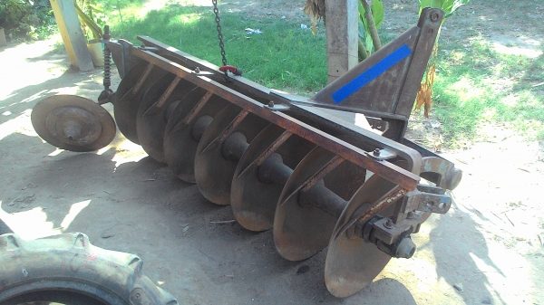 ผาน7ใบใส่รถL45-47ใด้ครับสภาพดีลูกปืนแน่นใบเต็ม