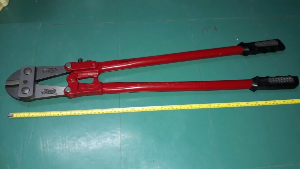 ขายกรรไกรตัดเหล็กขนาดใหญ่30นิ้วงานเก่าเก็บTAPARIA Made in India.