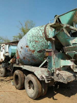 ขายรถ10ล้อ2เพลา โม่ปูน ร็อกกี้260แรง ขายตามสภาพ ติดเครื่องวิ่งเดินทางได้ เอกสารพร้อมโอน สนใจโทร 090-8588220คุณนะ 093-3258446คุณบิว หรือเข้าดูสินค้าอื่นๆได้ที่ www.truck.in.th/498 หรือเพจFacebook ณรงค์ ซื้อขายรถมือสอง (เว็บไซต์ส่วนตัว) หรือFacebook คุณนะ ร