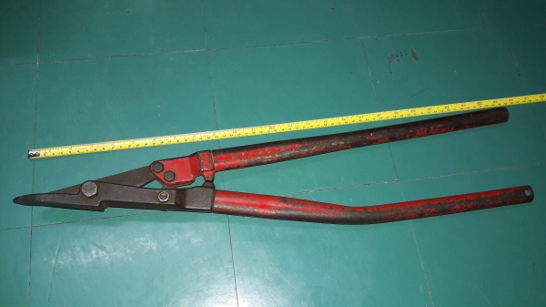 ขายกรรไกรตัดแหวน น๊อต เหล็กแผ่นยาว24นิ้ว HIT MADE IN JAPAN.