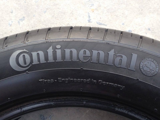 ยาง Continental 225-55-17 ปี 15 ครบชุด 4 เส้น 5500 (เหลือ 2 ชุดสุดท้าย) ยางสวยๆเนื้อนิ่มๆไม่มีปะไม่บวมดอกเต็มๆยางเหลือเยอะวิ่งใด้อีกนานค่ะ