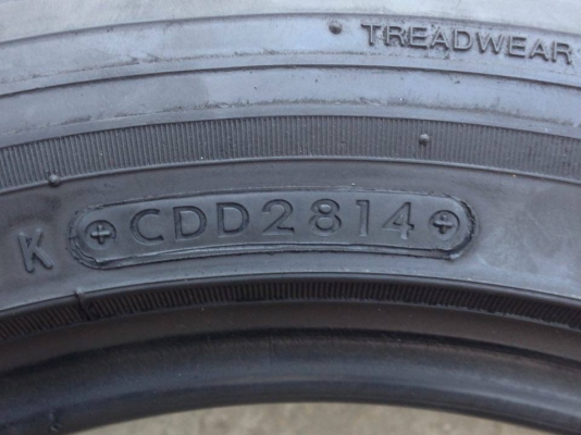 ยาง NITTO 205-55-16 ปี 14 ครบชุด 4 เส้น 3000 ไม่ควรพลาด สภาพสวยๆไม่บวมดอกยางเหลือเยอะเอาไปวิ่งกันใด้อีกยาวค่ะ