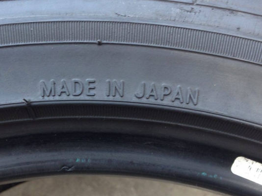 ยาง NITTO 205-55-16 ปี 14 ครบชุด 4 เส้น 3000 ไม่ควรพลาด สภาพสวยๆไม่บวมดอกยางเหลือเยอะเอาไปวิ่งกันใด้อีกยาวค่ะ