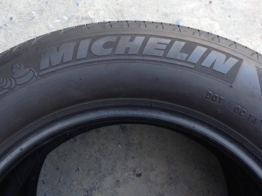 ยาง MICHELIN 195-65-15 ปี 15 ครบชุด 4 เส้น 3500 สภาพสวยๆดอกยางนิ่มๆไม่บวมเอาไปวิ่งกันยาวๆราคาเบาๆค่ะ
