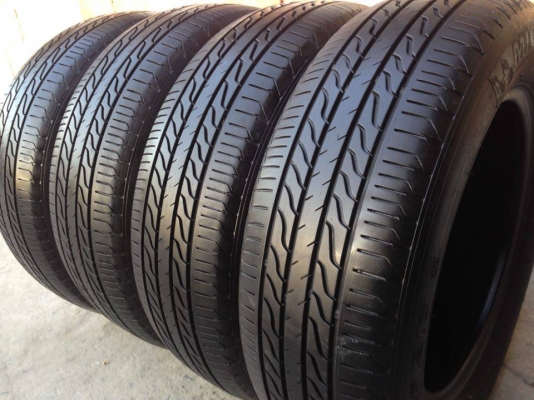 ยาง MICHELIN 195-65-15 ปี 15 ครบชุด 4 เส้น 3500 สภาพสวยๆดอกยางนิ่มๆไม่บวมเอาไปวิ่งกันยาวๆราคาเบาๆค่ะ