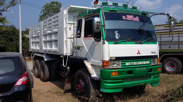 ขายสิบล้อดั๊ม สองเพลา มิตซู TF 6976  สวย ๆ สนใจ  081 7368589