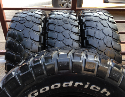 ยาง Mud BF goodrich 245 75 16 พร้อมใช้งาน ราคาไม่แพง