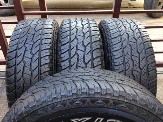 ยาง All Maxxis 245 70 16 สิ้นปี12 ดอกเต็ม ใช้ยาว ราคาไม่แพง