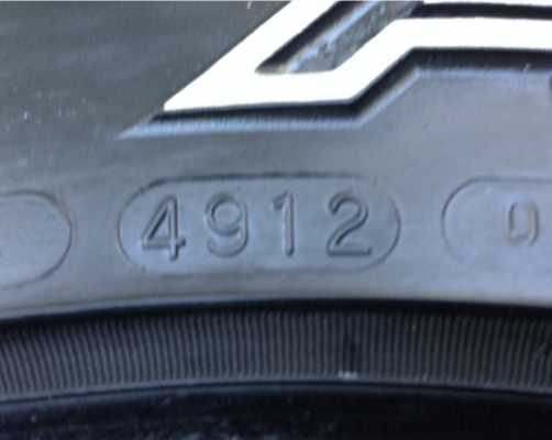 ยาง All Maxxis 245 70 16 สิ้นปี12 ดอกเต็ม ใช้ยาว ราคาไม่แพง