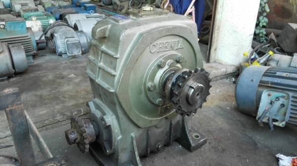 *** Sold *** วอร์มเกียร์ทดใหญ่ CHENTA Made in Taiwan เบอร์ 175 ทด 1:30  สภาพใหม่มากๆใช้งานมาน้อย แน่นจริงๆท้าพิสูจน์!!