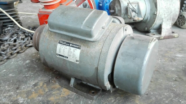 ==== SOLD ==== มอเตอร์ HITACHI 2 HP. 220V. 2 สายไฟบ้าน สภาพสวย สด ใหม่มากๆ เดิมๆ ใช้งานมาน้อย วิ่งเงียบพร้อมใช้.