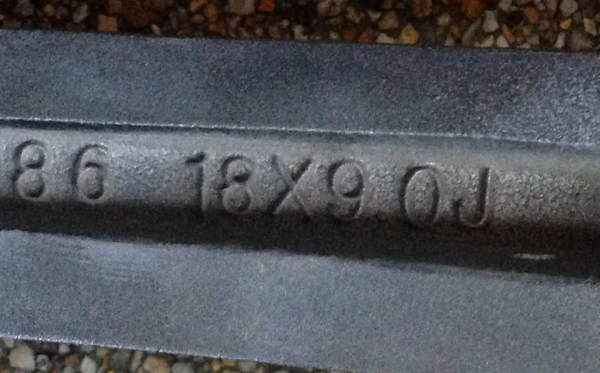 ล้อ ADV1 ขอบ18 สภาพสวย ไม่มีซ่อม ราคาไม่แพง