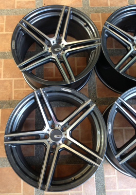 ล้อ ADV1 ขอบ18 สภาพสวย ไม่มีซ่อม ราคาไม่แพง