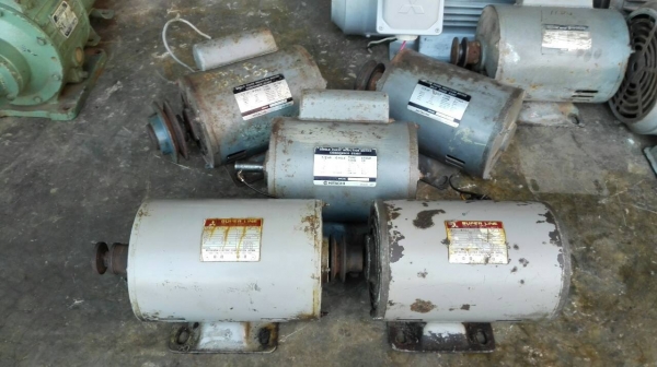 *** Sold *** มอเตอร์ Mitsubishi // Hitachi 1/2 HP. 220V. 2 สายไฟบ้าน สวยๆ เดิมๆ วิ่งเงียบพร้อมทุกตัวมาเทสก่อนได้ครับ!!
