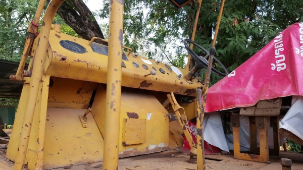 ขาย รถบดล้อยาง 9 ล้อ SAKAI เอกสารเล่มทะเบียนครบ รถพร้อมใช้งาน