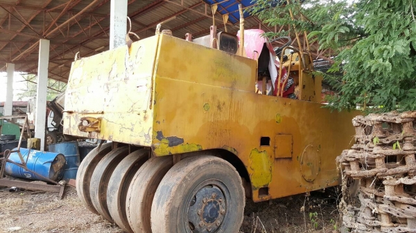 ขาย รถบดล้อยาง 9 ล้อ SAKAI เอกสารเล่มทะเบียนครบ รถพร้อมใช้งาน