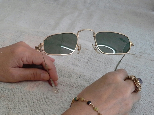 อภิมหาแว่นตาอเมริกันวินเทจ B&amp;L RAY-BAN FUGITIVES SQUARE 1980s USA  รุ่นหายาก!