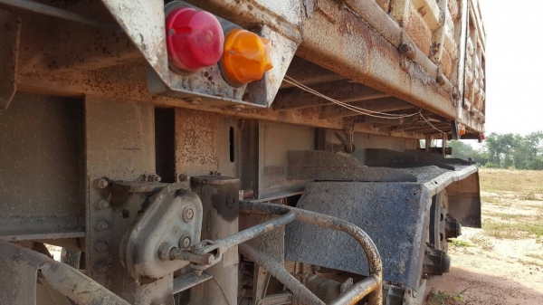 ขายตามสภาพ หางเซมิดั้ม 3 เพลา ยาว 8.50 เมตร อู่ ช ทวี เอกสารเล่มทะเบียนครบ