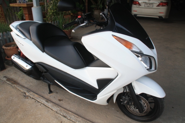 ขาย FORZA 300 วิ่ง 6XXXแท้ รถใหม่มาก ทะเบียนพร้อมโอน 104000