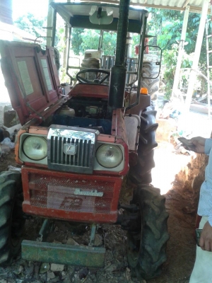 รถไถ่คูโบต้า  สองเพลา  พร้อมใช้งาน ....088 3970475    พงศกร