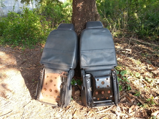 ขายเบาะคู่หน้ารถตู้หัวจรวดพร้อมรางเบาะ