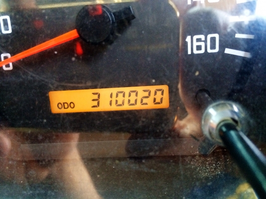 ขายด่วน ISUZU  DECA 360 ปี 54  พ่วงดั้มพ์แม่-ลูก  สภาพดีมาก พร้อมใช้งาน  เอกสารพร้อม