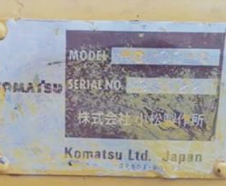 KOMATSU PC 200-6 ซีเรียล 93022 เอกสารเล่มทะเบียนภาษีเต็ม รถบอดี้สวย ภายในห้องเก๋งสะอาดสวย แอร์เย็น เครื่องยนต์ของ PC 200-7 เครื่องแน่นแรงดีไม่แตกเยิ้ม ภายนอกบูมอาร์มสวยๆไม่มีปะ ช่วงล่างเอวแน่น โรลเลอร์ใบแทรกสภาพดีประมาณ 70\% พร้อมใช้งาน ราคาต่อรองได้ครับ