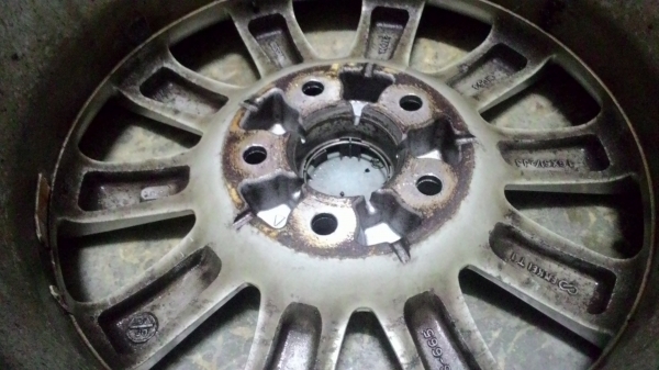 ขายแม๊กNissanเทียน่า 16-5รู เอ็นไก่ japan ปัดหน้าเงา4วง พร้อมยาง 215/60/16