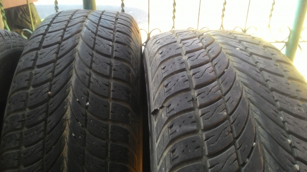 ยาง215-65-15 Goodyear ปีเก่ามากกกก สภาพดูจากรูป