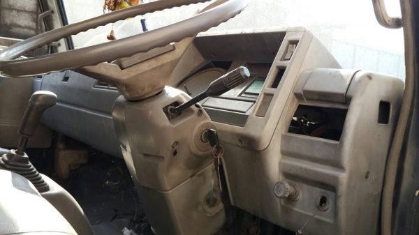 หกล้อ ฮีโน่ FC120ชุปเปอร์เสีย ช่วงยาว 5.50ม สภาพพร้อมสวยบางเดิมพร้อมใช้ ทะเบียนพร้อมโอน