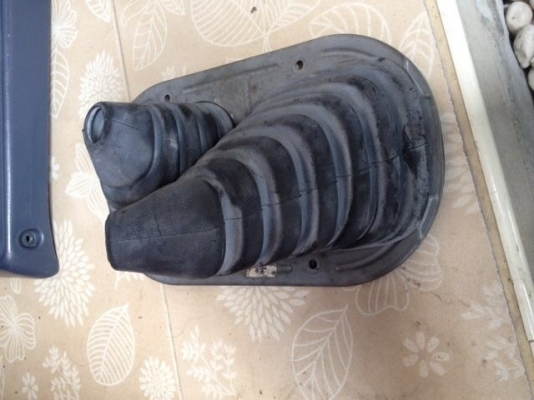 ขายที่ครอบเกียร์ 4wd. ใส่. Toyota ขายที่ครอบเกียร์ 4wd. ใส่. Toyota