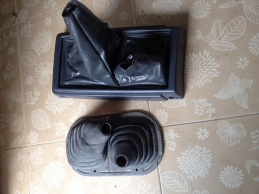 ขายที่ครอบเกียร์ 4wd. ใส่. Toyota