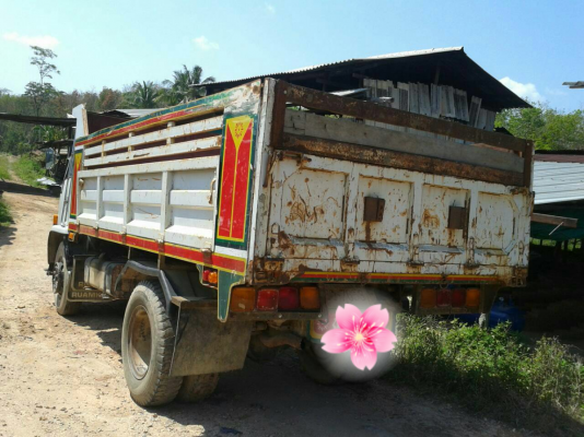 ขายรถบรรทุก 6 ล้อดัมพ์ใหญ่ ISUZU ROCKY 195 แรงม้ารถห้างแท้ ราคา 580000