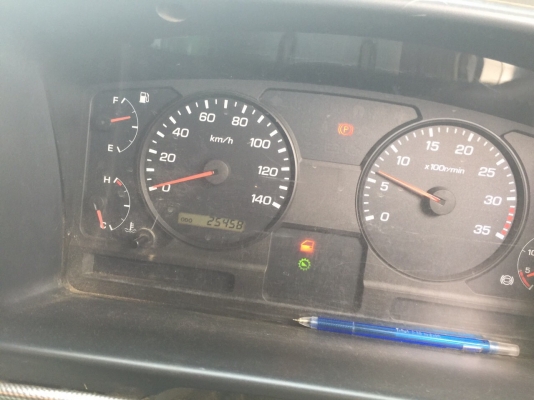 ขายดาวน์รถ 10 ล้อดัมพ์ MITSUBISHI 270 แรงม้าปี 2558 ไมล์ 25458 ขายดาวน์ 380000