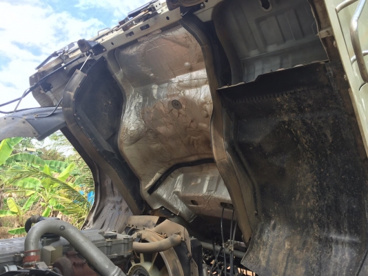 ขายดาวน์รถ 10 ล้อดัมพ์ MITSUBISHI 270 แรงม้าปี 2558 ไมล์ 25458 ขายดาวน์ 380000