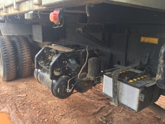 ขายดาวน์รถ 10 ล้อดัมพ์ MITSUBISHI 270 แรงม้าปี 2558 ไมล์ 25458 ขายดาวน์ 380000