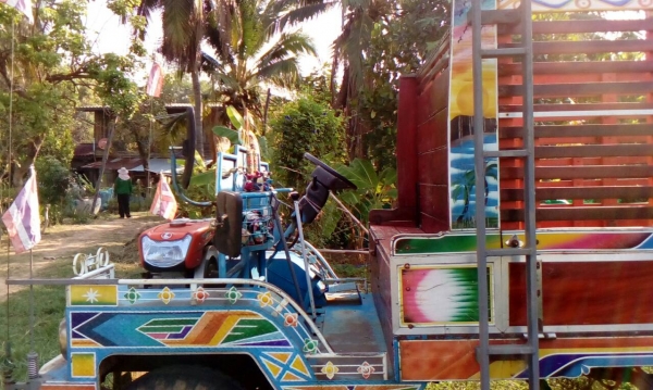 รถอีแต๋นRT14