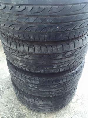 ขายยางดันลอป Lm704 (ปี14) 4 เส้น ราคา 5,000 บาท  ราคาถูกๆ