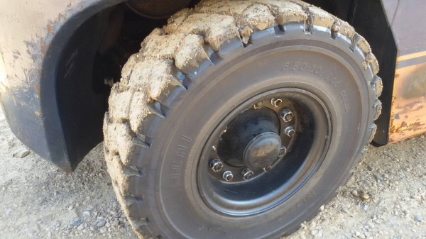 รถยกTOYOTA 5FG25 เครื่องเบนซิน 5k เสาสูง 3 เมตร ยางตันหน้าหลัง เกียร์ธรรมดา รถเก่าญี่ปุ่น สนใจติดต่อ 089-7949488 รถยกTOYOTA 5FG25 เครื่องเบนซิน 5k เสาสูง 3 เมตร ยางตันหน้าหลัง เกียร์ธรรมดา รถเก่าญี่ปุ่น สนใจติดต่อ 089-7949488