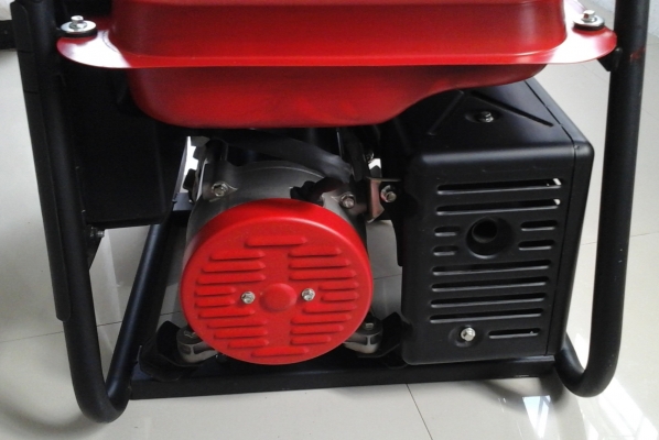 เครื่องปั่นไฟมือสอง POLO KT3500V-DC 2.5 kw เครื่องปั่นไฟมือสอง POLO KT3500V-DC 2.5 kw