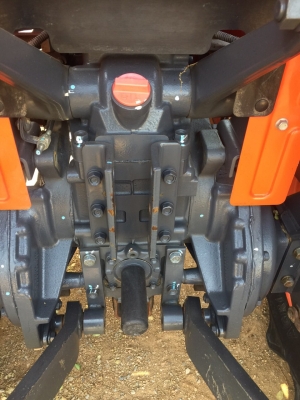 ขายรถไถคูโบต้าL3608spพร้อมดันหน้า สภาพเดิมๆรถใช้งานน้อย400กว่าชั่วโมงคับ ราคา295,000.